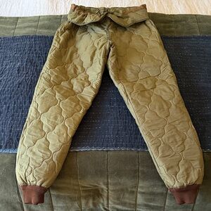 VINTAGE NOS 1980's High Waisted Quilted Military Liner Pants